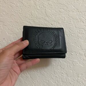 Harley-Davidson Black Skull Embossed trifold wallet